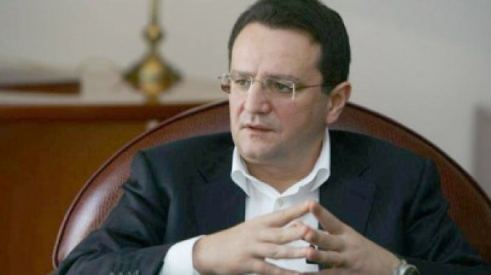 Contul de Yahoo al şefului SRI, spart de 